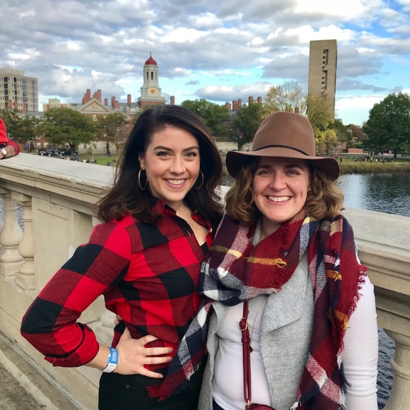 Meet your Posher, Kelley - Picture 2 of 8